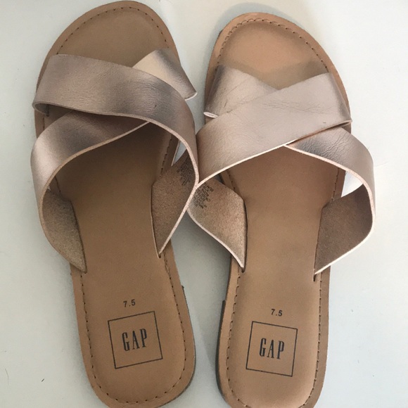 gap sandals